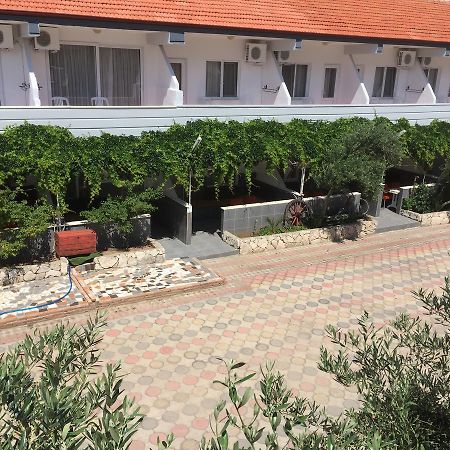 Ayvalı Karakas Motel מראה חיצוני תמונה