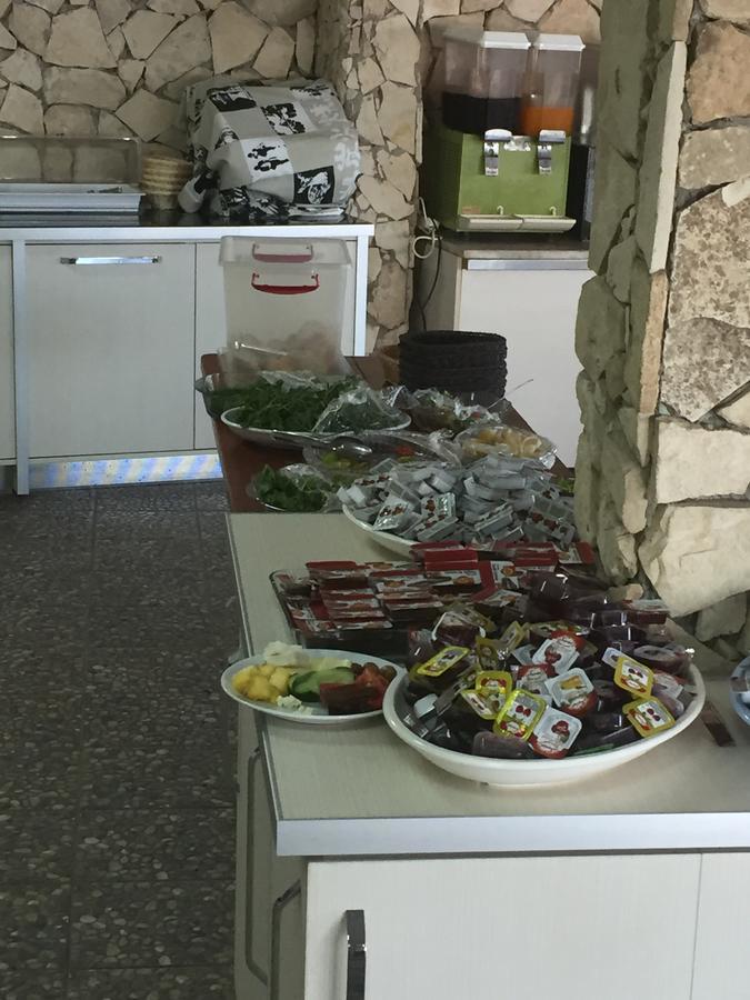 Ayvalı Karakas Motel מראה חיצוני תמונה